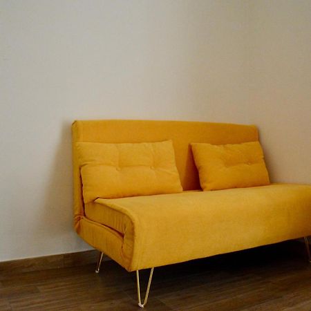 Eden Suite - Central Apartment With Balcony - Molfetta Buitenkant foto